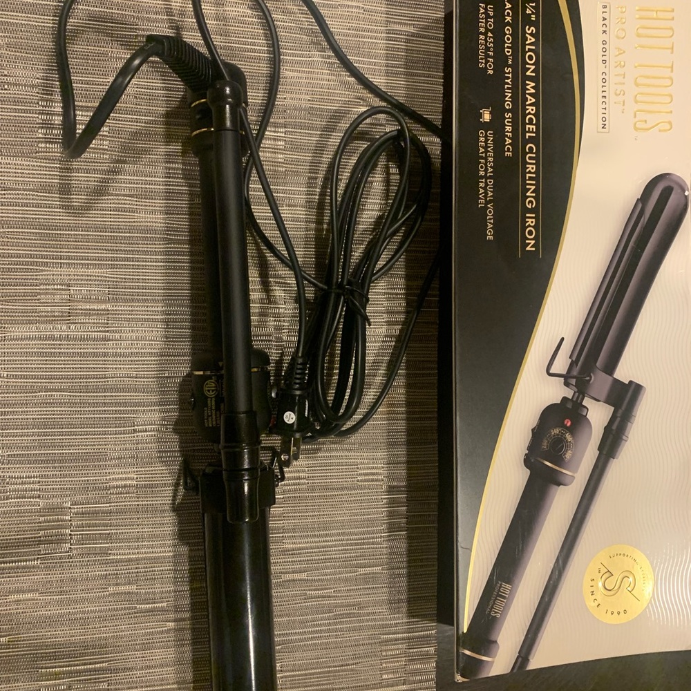 Professional Black Gold Hot Tools 1 1/4 curling iron/wand